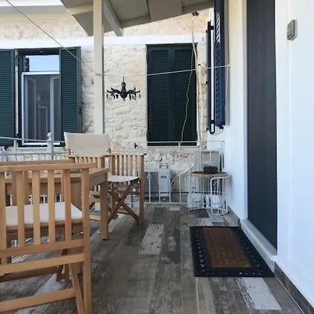 Happy House-comfortable In Vathi Square * Katomerion